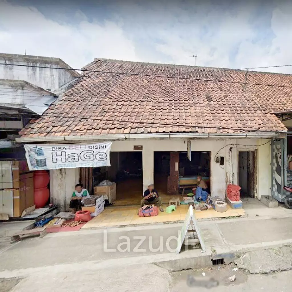 Rumah Dijual Dekat Alun-Alun Kebumen, PEMDA Kebumen, Trio Mall, RITA Pasaraya, RS Permata Medika, Kampus UMNU