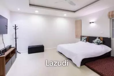 Large 5 Bed 2 Storey Pool Villa near Town