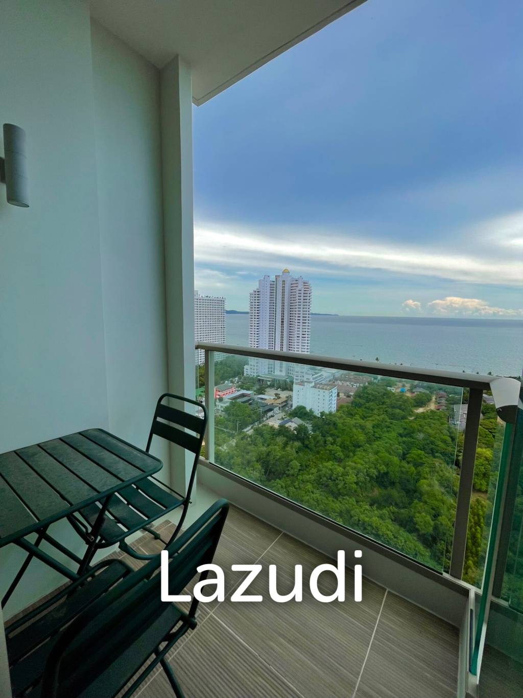 The Riviera Jomtien Condo for Sale