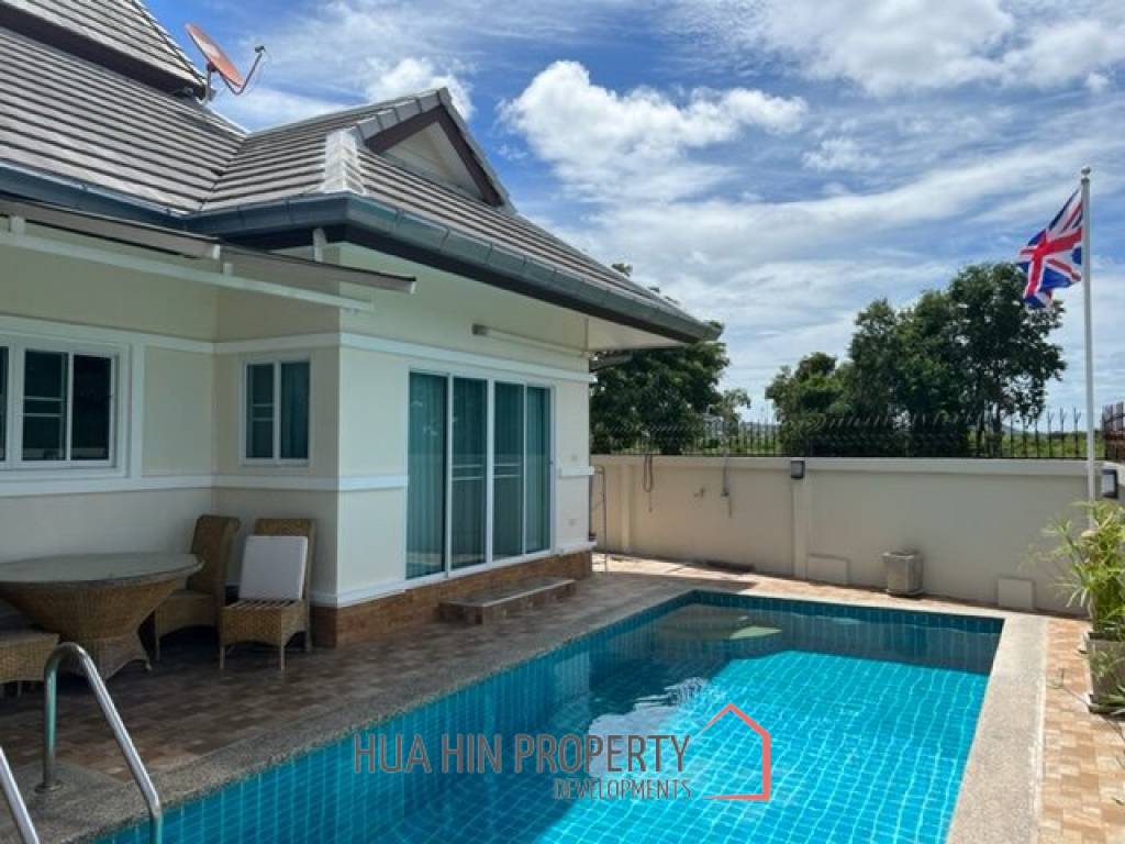 EMERALD GREEN : 4 bed pool villa