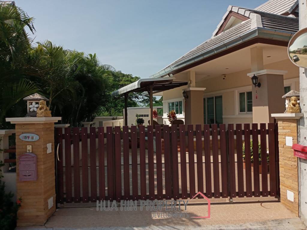 EMERALD GREEN : 4 bed pool villa