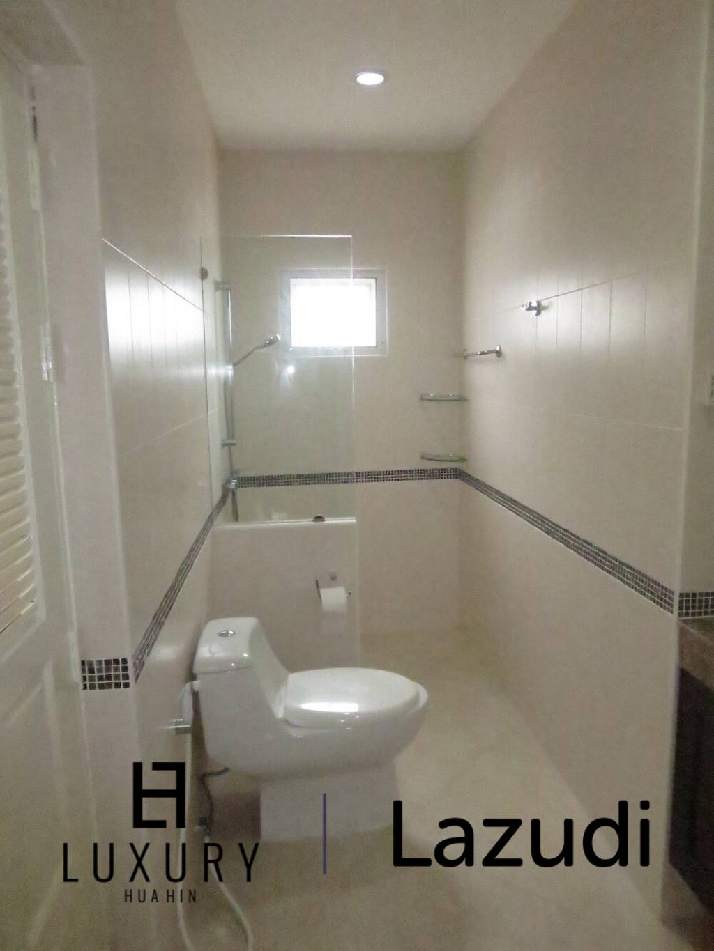 356 metro cuadrado 4 ` 3 Baño Villa de Venta