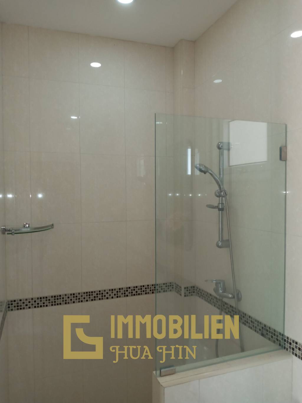 356 metro cuadrado 4 ` 3 Baño Villa de Venta