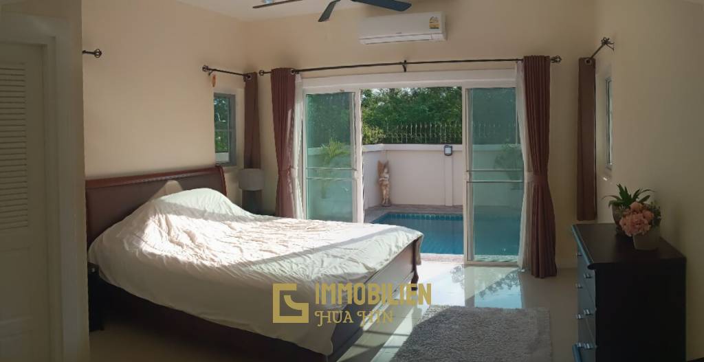 EMERALD GREEN : 4 bed pool villa