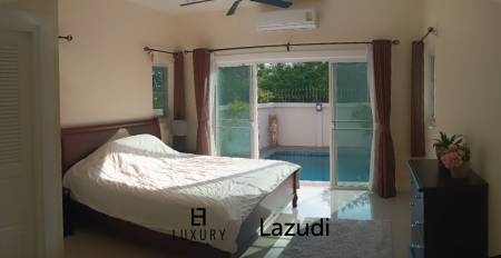 EMERALD GREEN : 4 bed pool villa