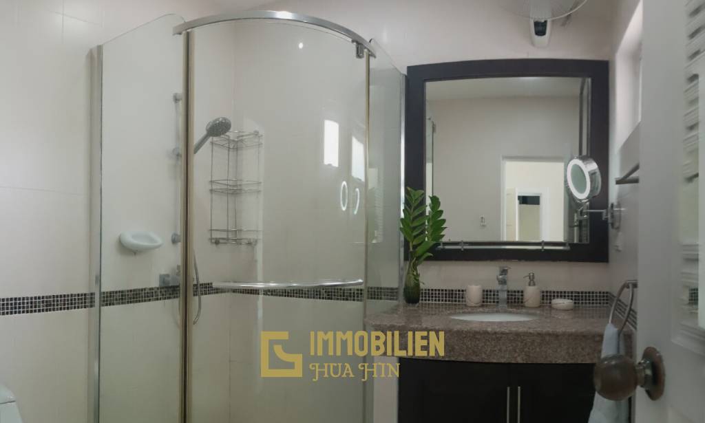 356 metro cuadrado 4 ` 3 Baño Villa de Venta