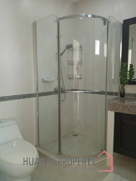 EMERALD GREEN : 4 bed pool villa