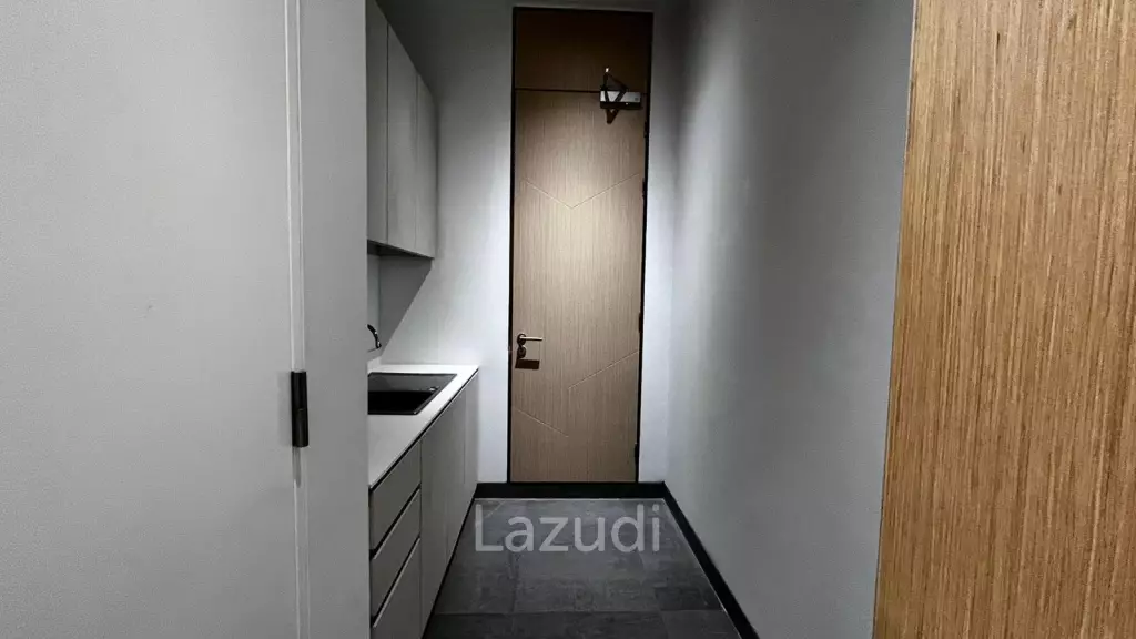 Office For Rent at TRR Tower