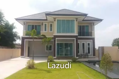 4 Bed 2 Storey pool villa