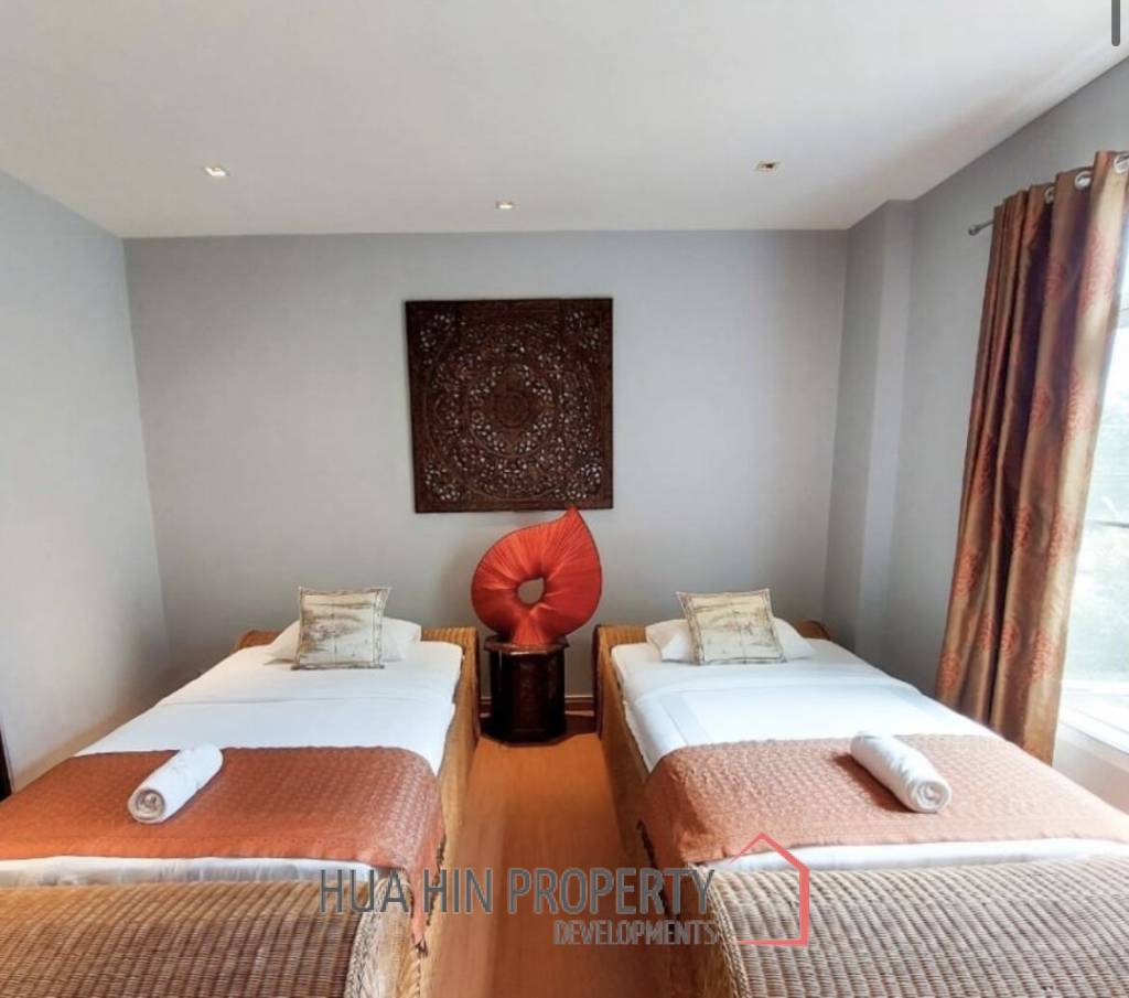BLUE LAGOON CONDO  : 2 bed largest pool
