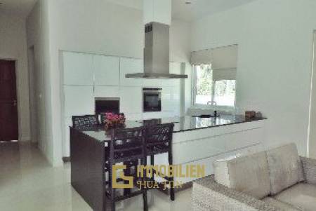 4 Bed 3 Bath 360.50 SQ.M White Beach Villa