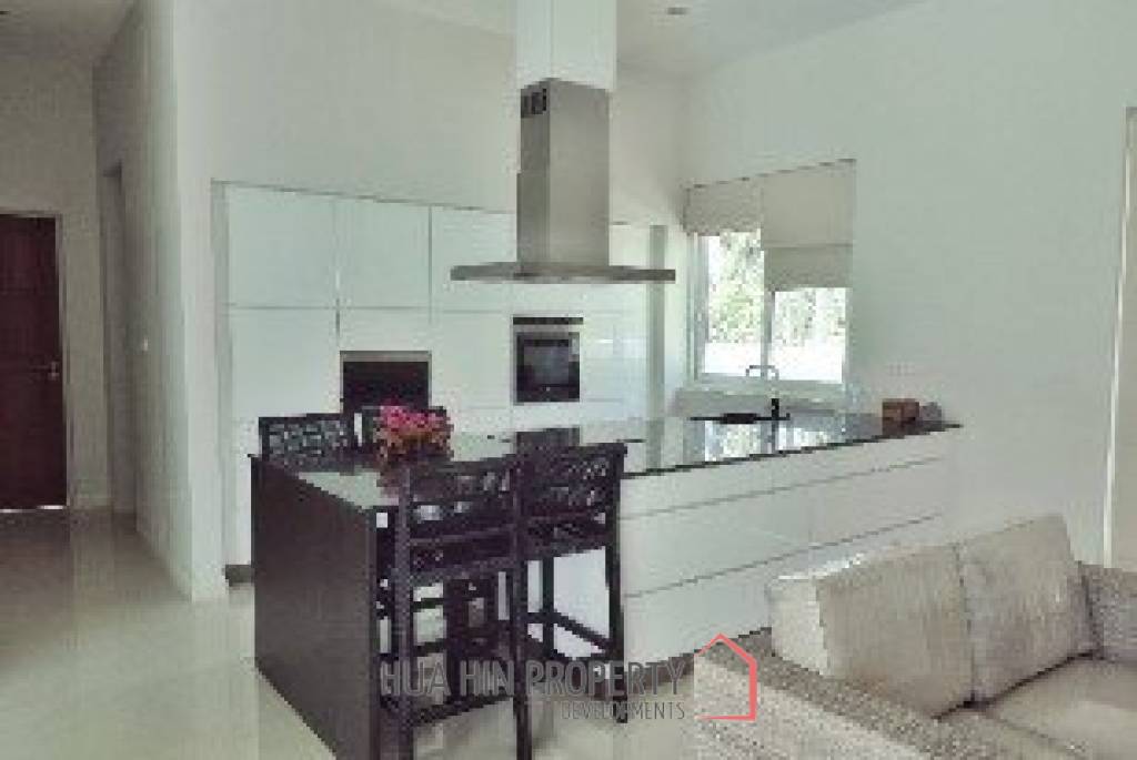 4 Bed 3 Bath 360.50 SQ.M White Beach Villa