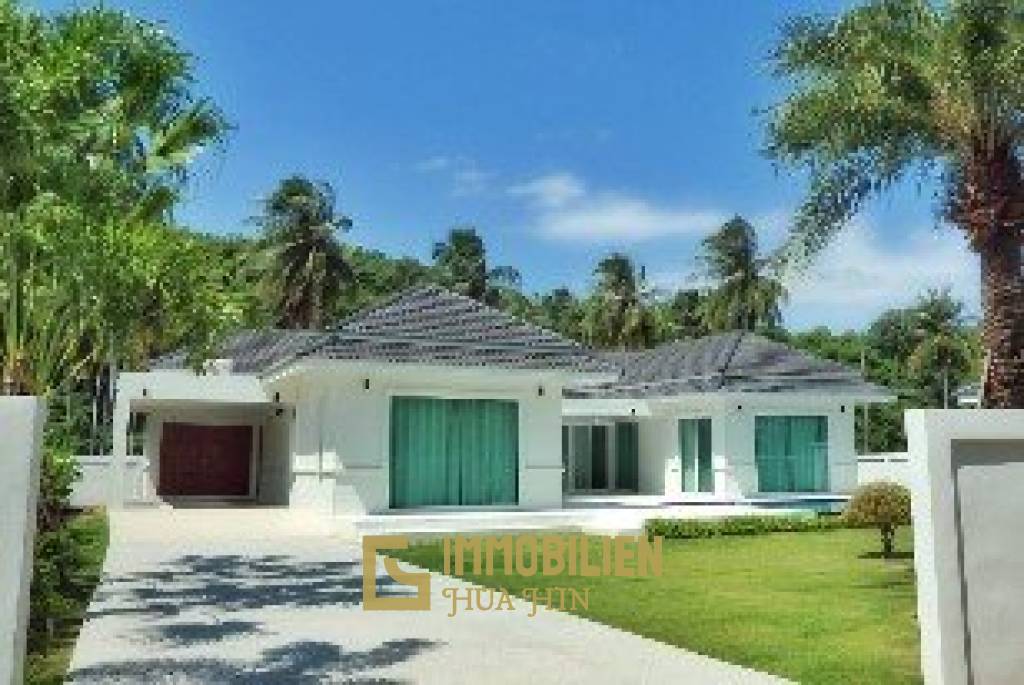 4 Bed 3 Bath 360.50 SQ.M White Beach Villa