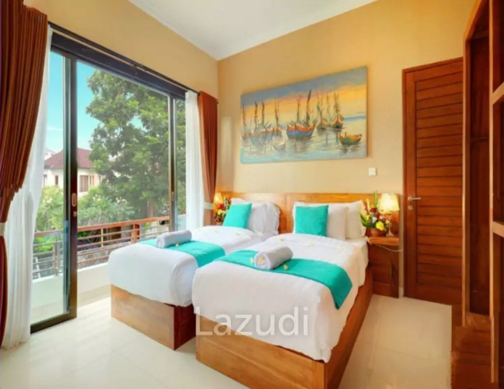 5 Bedroom Freehold Villa fully furnished in Petitenget Badung Bali