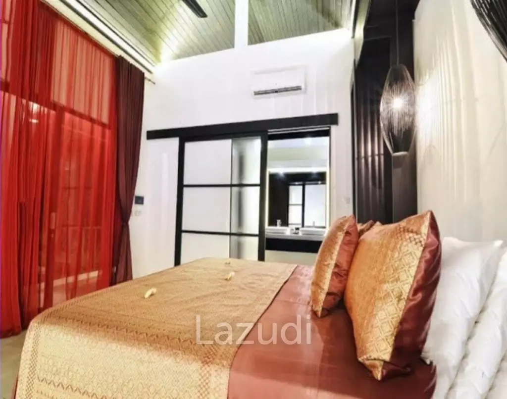 5 Bedroom Freehold Villa fully furnished in Petitenget Badung Bali