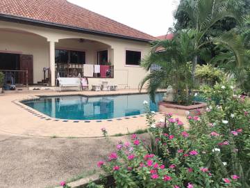 Pool Villa for Sale in Nhong Ket Noi Pattaya