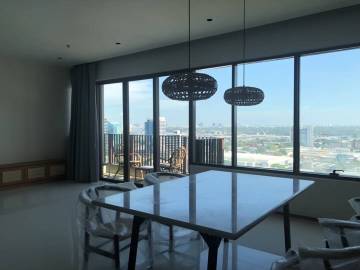 2 Bed 2 Bath 161 Sqm Condo For Sale