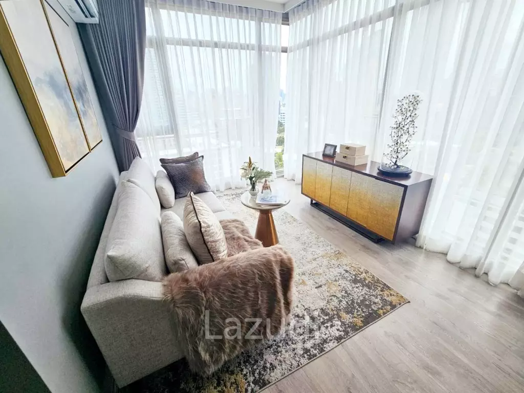 2 Beds2 Baths 79.91 SQ.M. Rhythm Ekkamai Estate