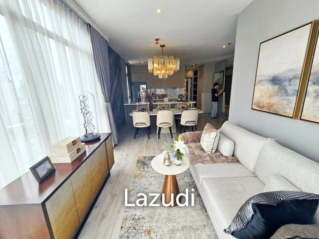 2 Beds2 Baths 79.91 SQ.M. Rhythm Ekkamai Estate