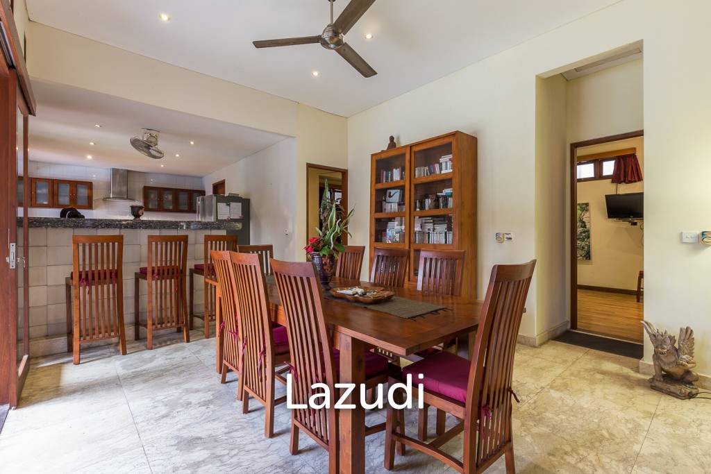 Great Freehold Villa in Kerobokan fully furnished 4 bedrooms
