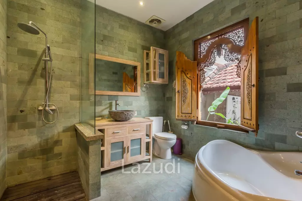 Great Freehold Villa in Kerobokan fully furnished 4 bedrooms