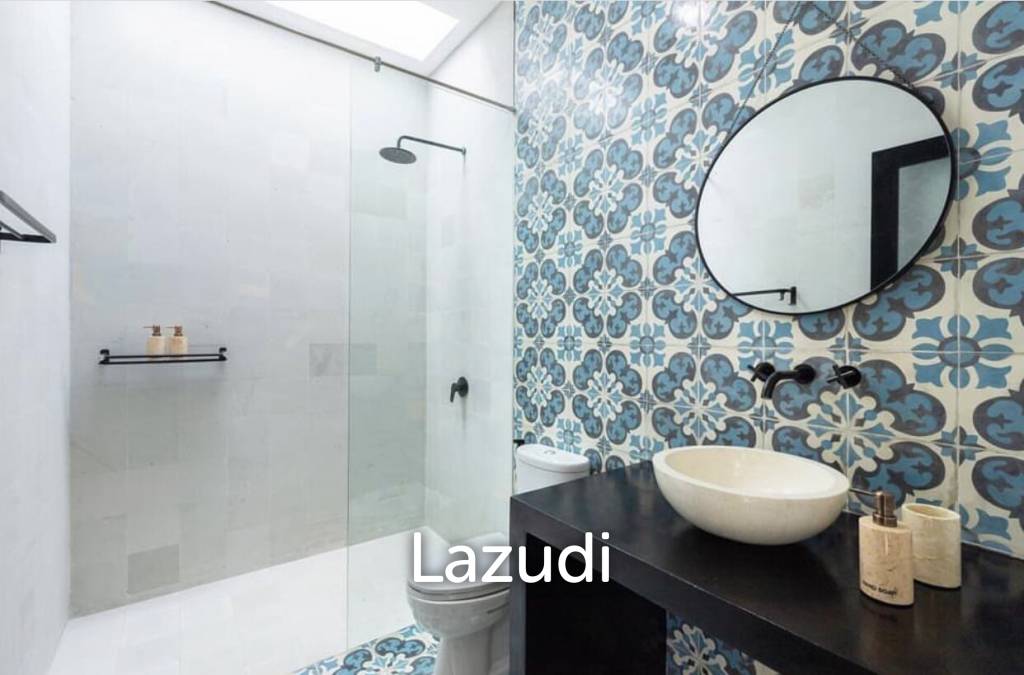 Brand new modern luxury villa in Berawa Badung Bali fully furnished