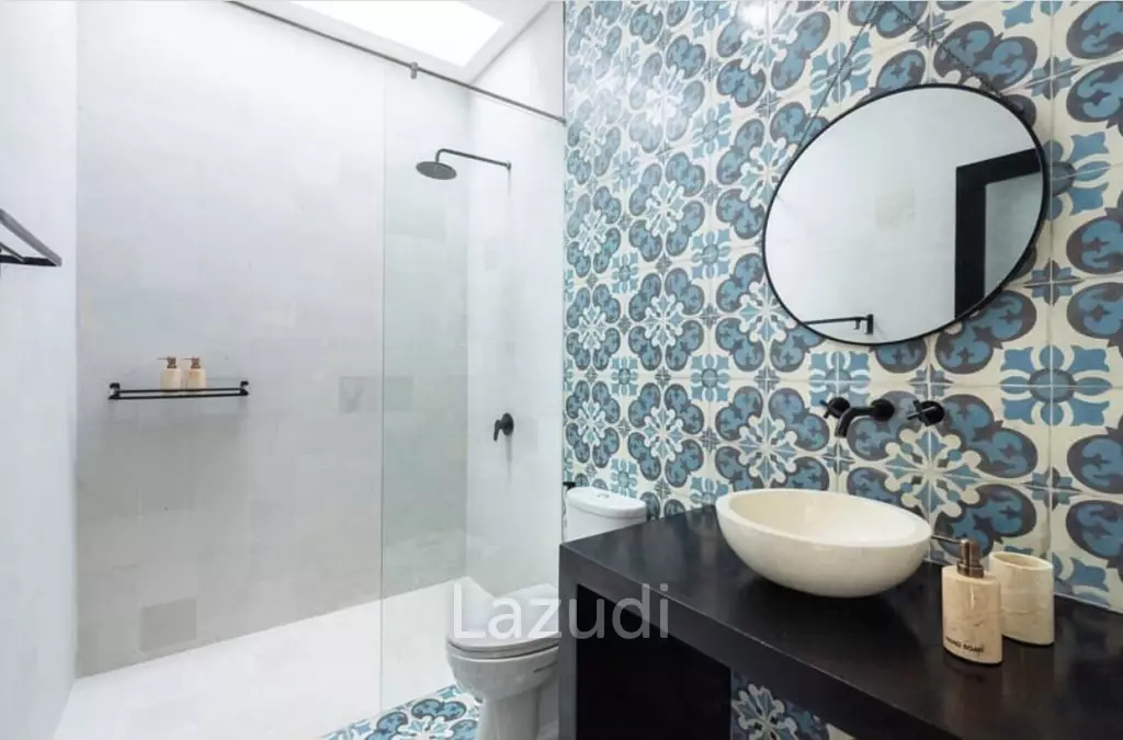 Brand new modern luxury villa in Berawa Badung Bali fully furnished