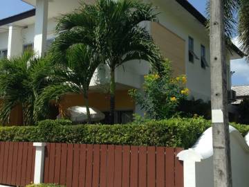 Town House 3 BR 3 Restrooms Laguna Area Near the beach Phuket Cherngtalay