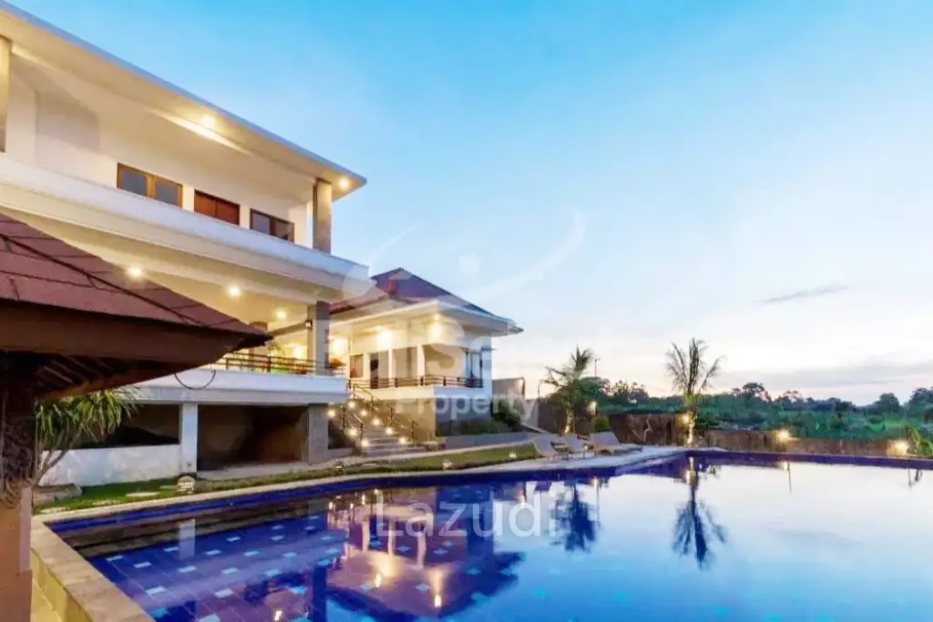 DISCOUNT Stunning Executive Style Villa With Breath Taking Views