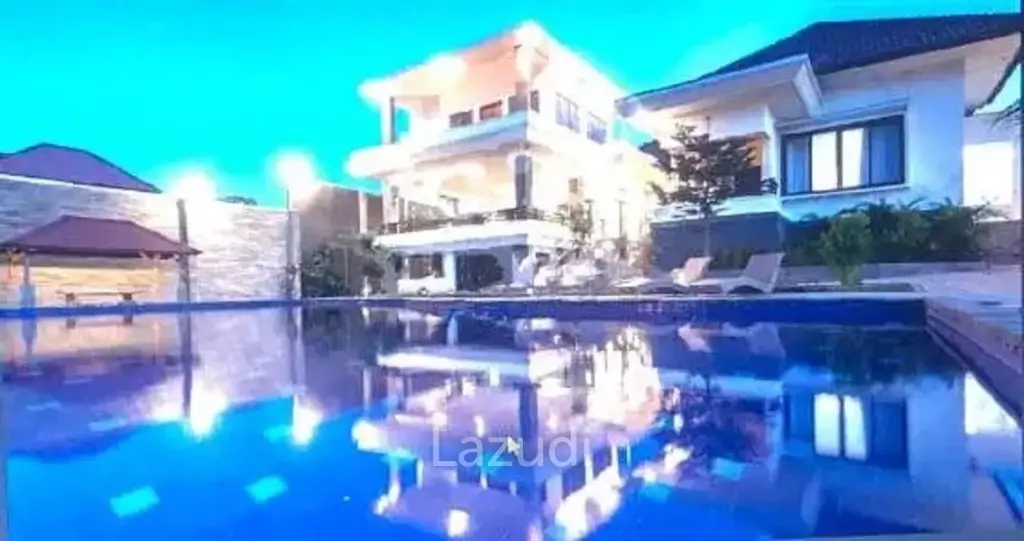 DISCOUNT Stunning Executive Style Villa With Breath Taking Views