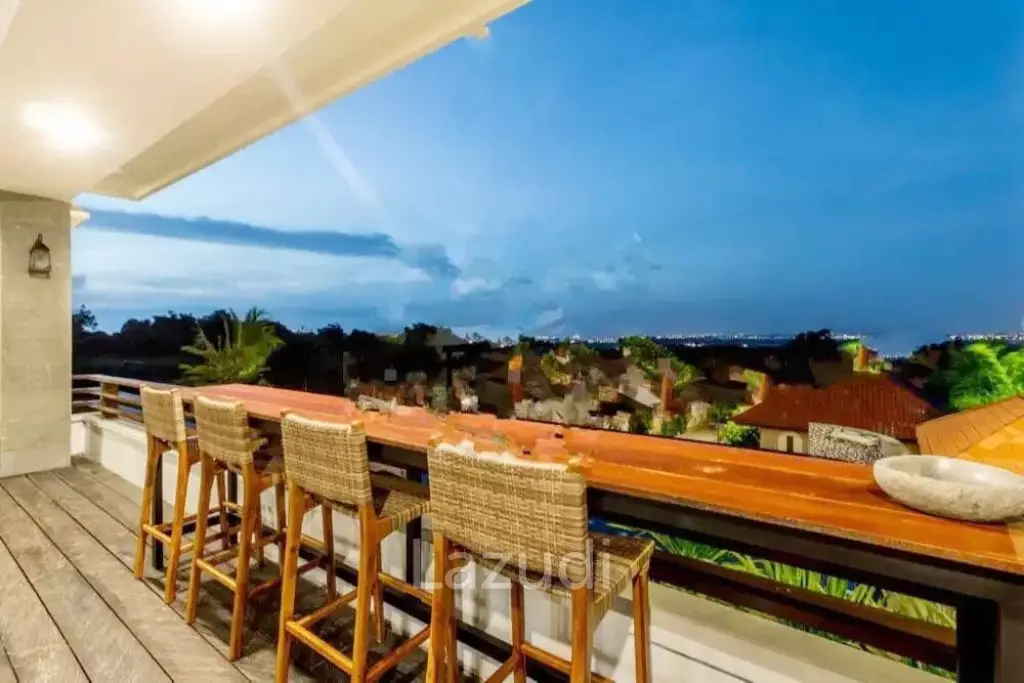 DISCOUNT Stunning Executive Style Villa With Breath Taking Views