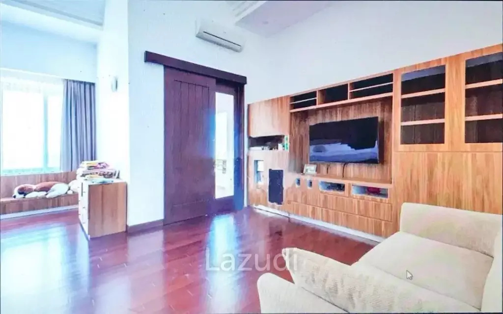 DISCOUNT Stunning Executive Style Villa With Breath Taking Views