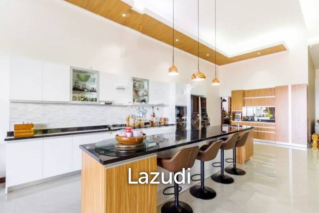 DISCOUNT Stunning Executive Style Villa With Breath Taking Views