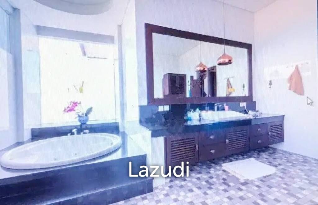DISCOUNT Stunning Executive Style Villa With Breath Taking Views