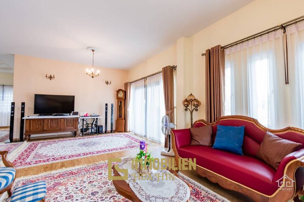 800 qm 3 Bett 3 Bad Villa Für Verkauf