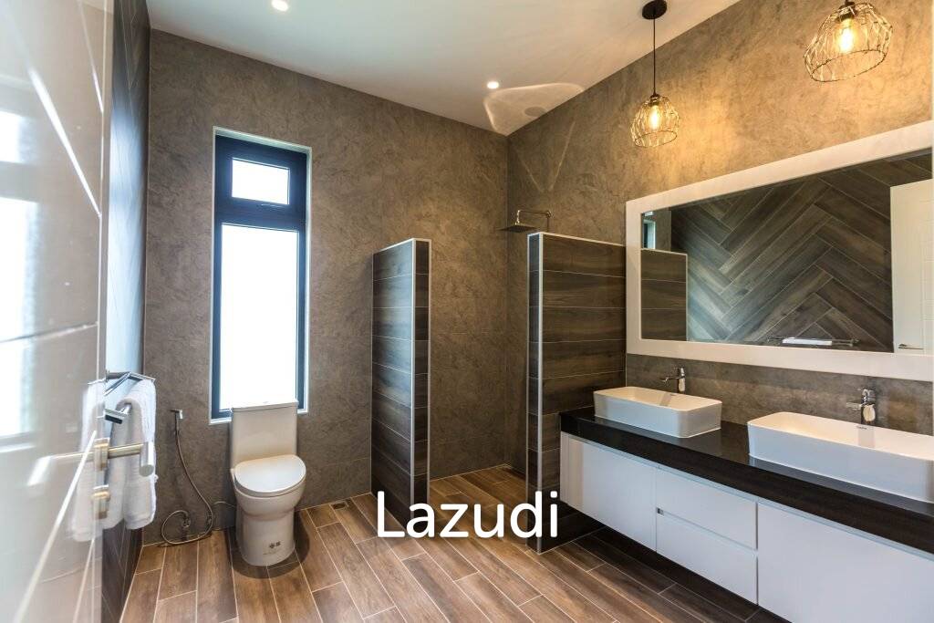 Plot 3 - 3 Bed 2 Bath Highland Villas 2 Ready to move in May 2023