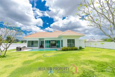 Great Value 3 Bed Pool Villa with large land plot