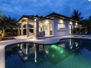 ORCHID PARADISE HOMES 2: 4 Bed Pool Villa on Established Development
