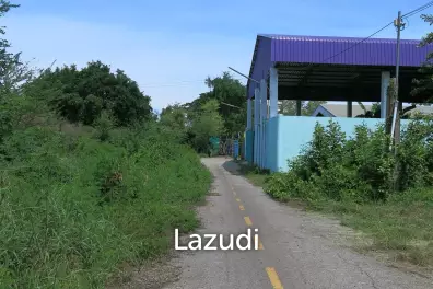 Land 472 SQ.M Close to Tesco Lotus Pran Buri