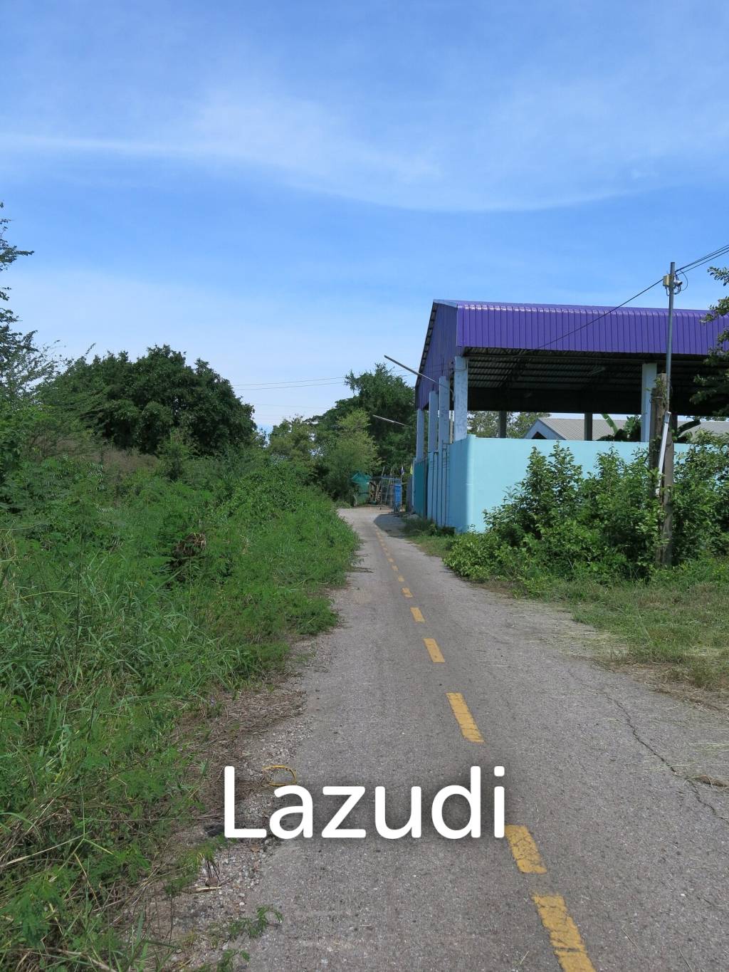 Land 472 SQ.M Close to Tesco Lotus Pran Buri