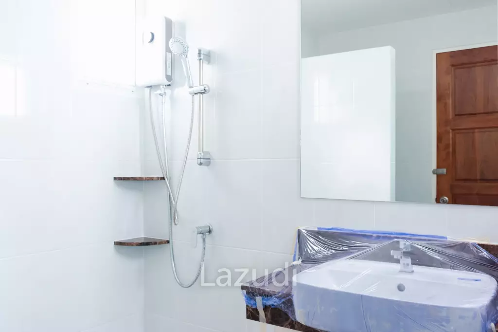 185 sqm modern pool villa with mountain view in Nong Kae Hua Hin