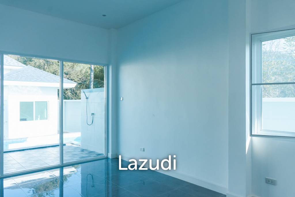 185 sqm modern pool villa with mountain view in Nong Kae Hua Hin