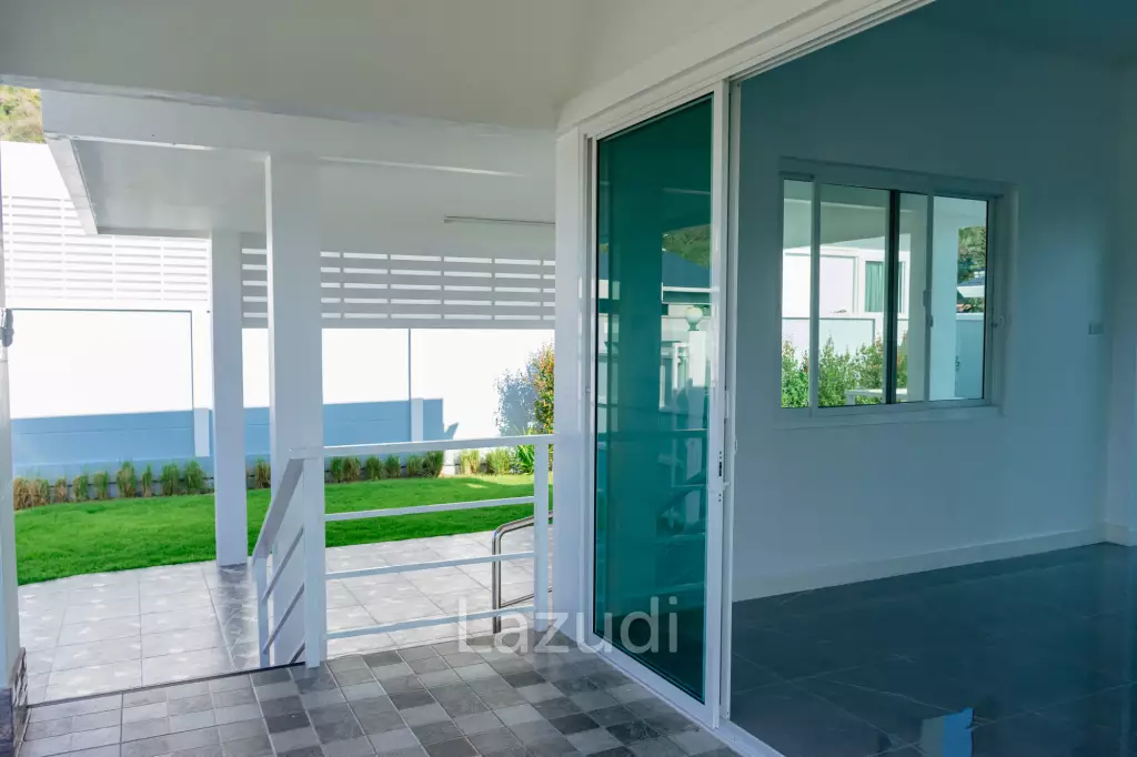 185 sqm modern pool villa with mountain view in Nong Kae Hua Hin