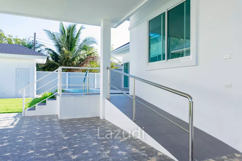 185 sqm modern pool villa with mountain view in Nong Kae Hua Hin