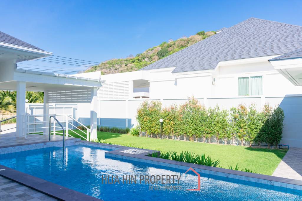 4 Bed 5 Bath Villa 345 SQ.M Baan Thai Pool Villa