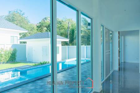 4 Bed 5 Bath Villa 345 SQ.M Baan Thai Pool Villa