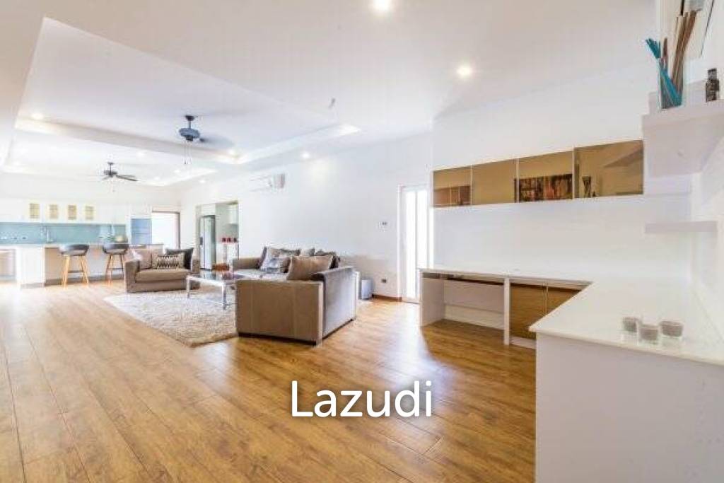 1,600 Sqm 5 Bed 6 Bath Villa For Sale