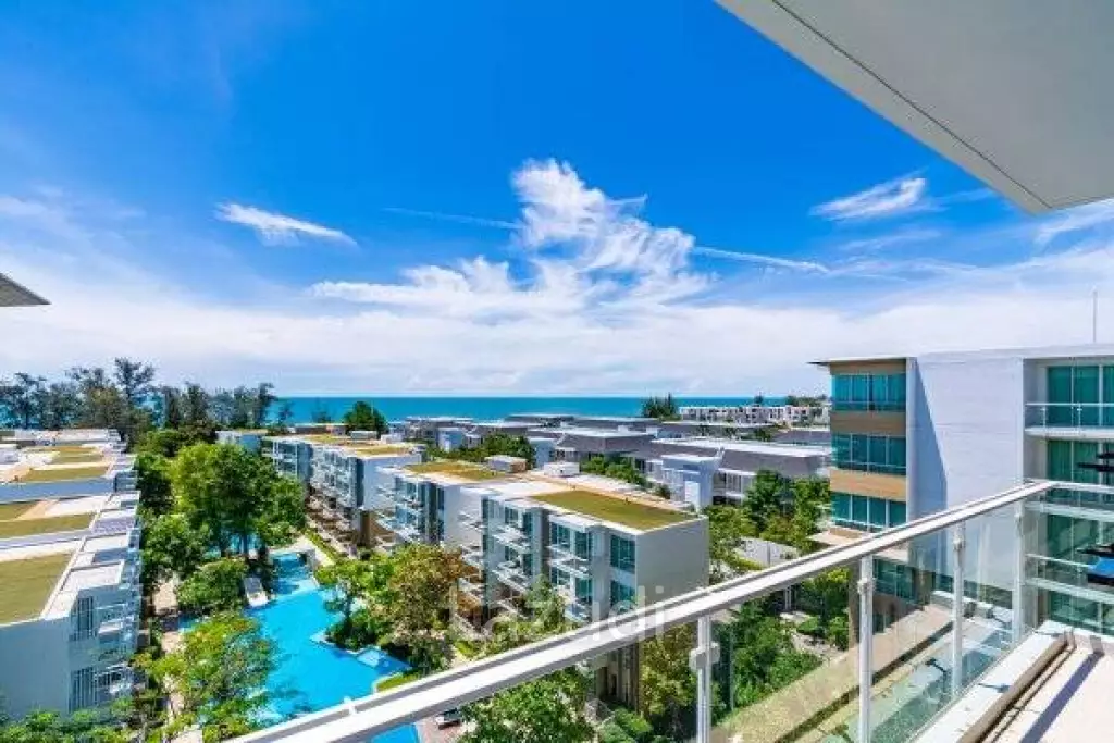 Beautiful 2 Bed Condo