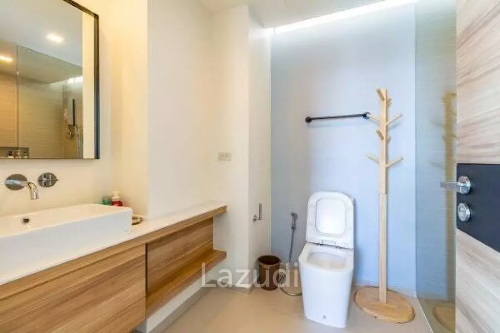 Beautiful 2 Bed Condo