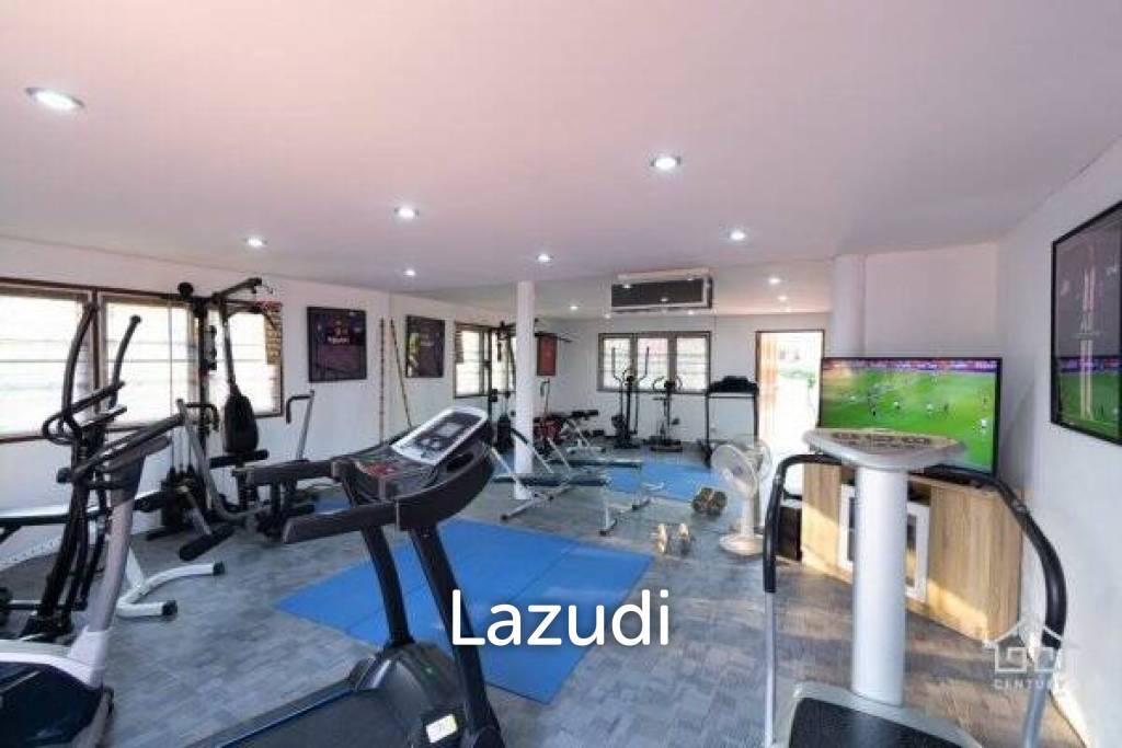 1,600 Sqm 6 Bed 6 Bath Villa For Sale